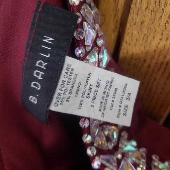 Junior dress - Picture 3 of 3